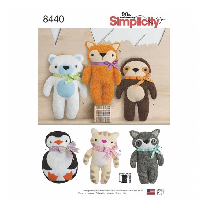 Simplicity Stuffed Animals Sewing Pattern 8440 image number 1