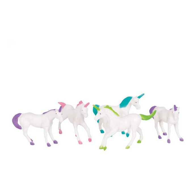 Plastic Unicorns 8 Pack