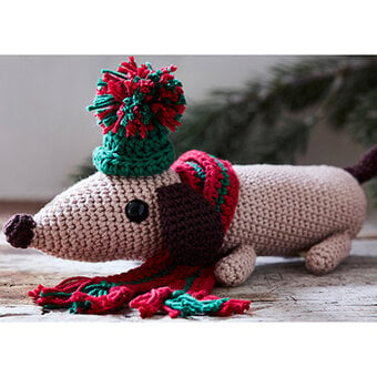 How to Crochet a Festive Dachshund