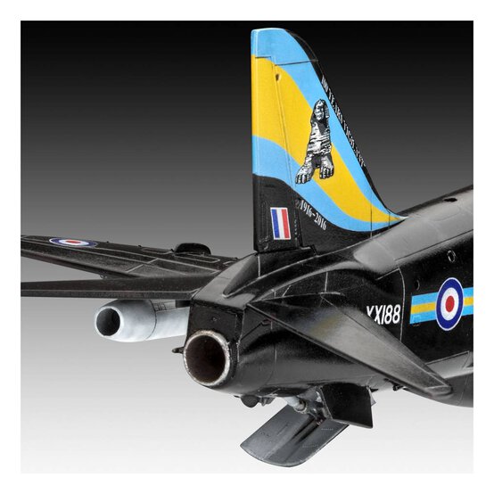 Revell BAe Hawk T.1 Model Kit 1:72 image number 4