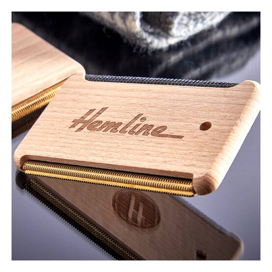 Hemline Wooden Fabric and Wool Comb image number 3