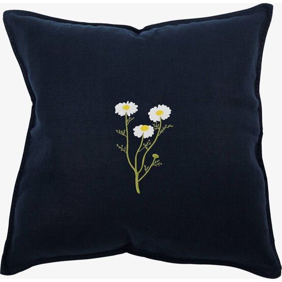 FREE PATTERN DMC Camomile Embroidery 0321 image number 4