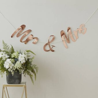 Rose Gold Mr and Mrs Bunting 2m image number 3