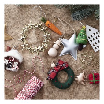 Hanging Wooden Snowman Decoration 6cm