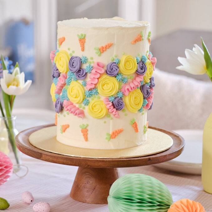 How to Make a Piped Buttercream Cake image number 1