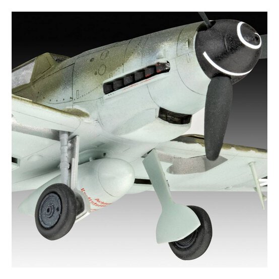 Revell Messerschmitt Bf109G-10 and Spitfire Mk. V Model Kit 1:72 image number 5