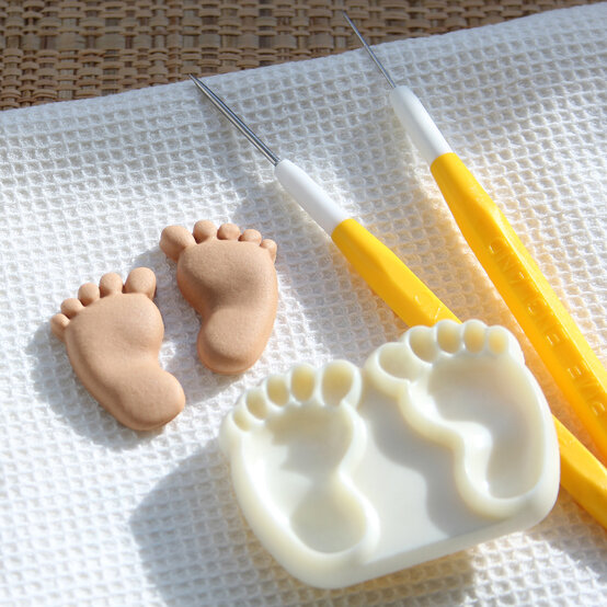 JEM Easy Pops Baby Feet Silicone Mould image number 2