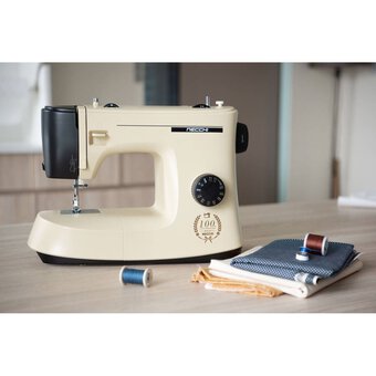 Necchi Mirella Sewing Machine image number 5