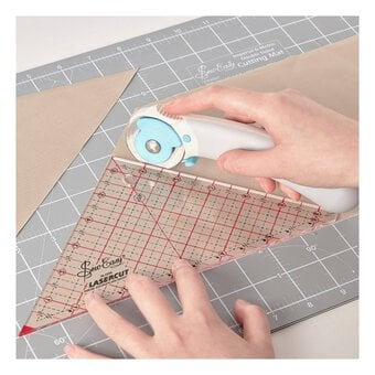 Sew Easy Patchwork Ruler 6.5 Inches image number 2