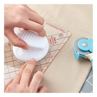 Sew Easy Ruler Grip Suction Handle image number 3