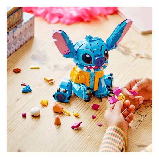 LEGO Disney Stitch image number 3