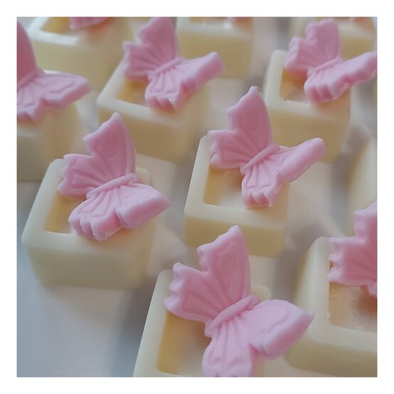 Whisk Butterfly Plunge Cutters 4 Pack image number 2