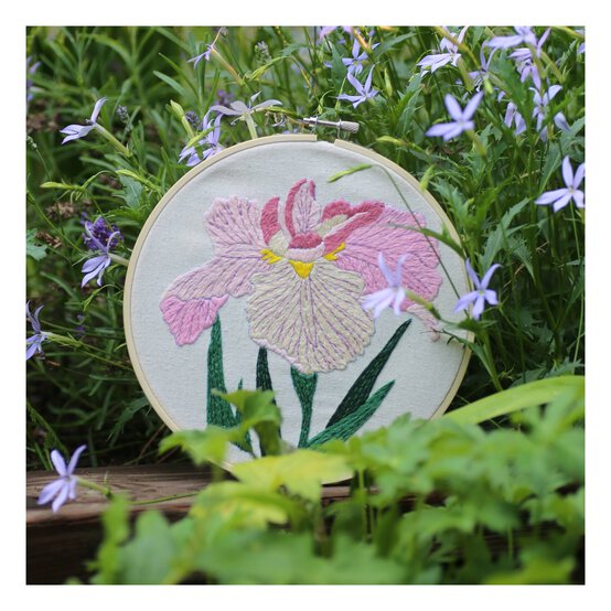 RHS Japanese Iris Embroidery Kit 8 Inches image number 2