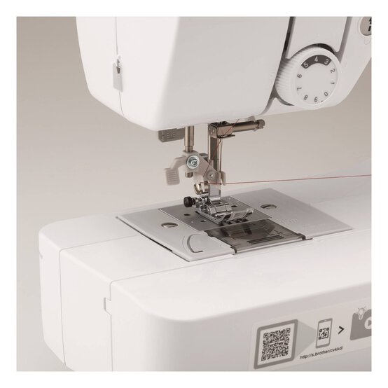 Brother FS40S Sewing Machine image number 2