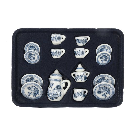 Doll&rsquo;s House Blue Deluxe Tea Set  image number 3