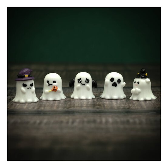 Ghost Resin Decorations 5 Pack image number 1