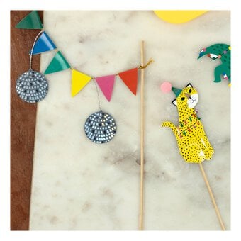Whisk Animal Hip Hip Hooray Cake Toppers 5 Pieces image number 5
