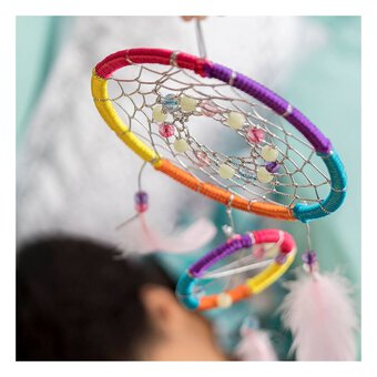 Make Your Own Dreamcatcher - Pretty Collected