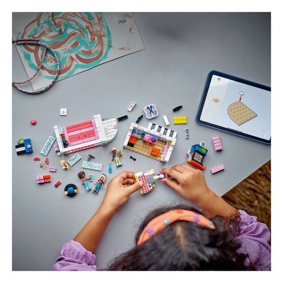 LEGO Friends Hair Salon and Accessories Store image number 3