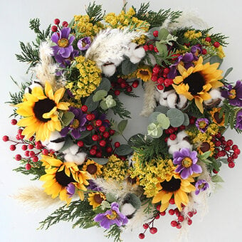 How to Make an Artificial Autumnal Wreath