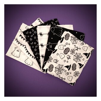 Black and White Halloween Fat Quarters 6 Pack
