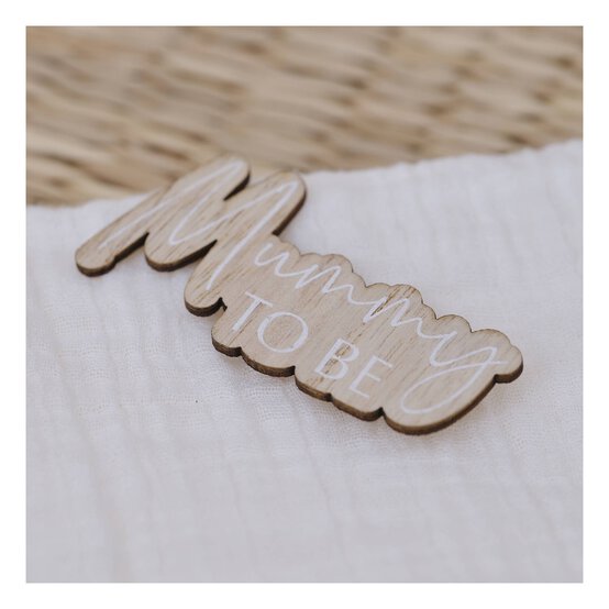 Ginger Ray Mummy-to-Be Wooden Badge image number 4