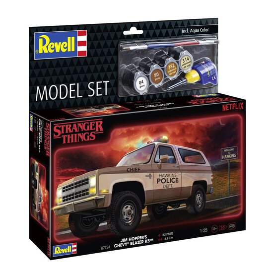 Revell Stranger Things 1985 Chevrolet K5 Blazer Model Set 1:25 image number 3