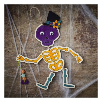 Make Your Own Wooden Skeleton Decoration