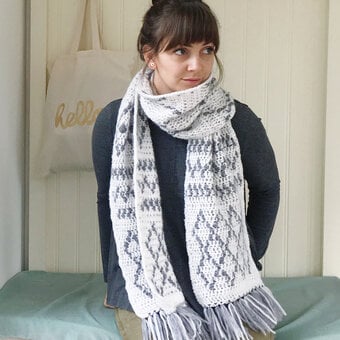 How to Crochet a Tapestry Scarf