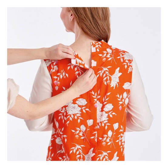 Simplicity Adaptive Tops Sewing Pattern S9579 (6-14) image number 2