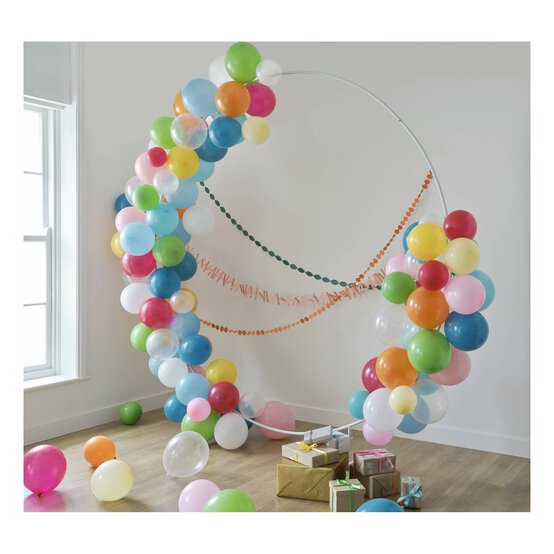 White Round Arch Frame 2.4m image number 3