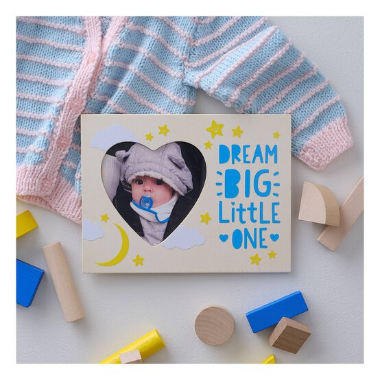 Wooden Heart Frame 21cm x 16cm