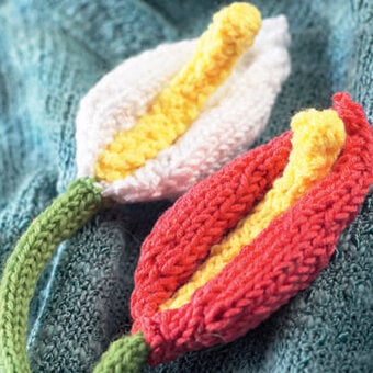 Peace Lily Knitting Pattern