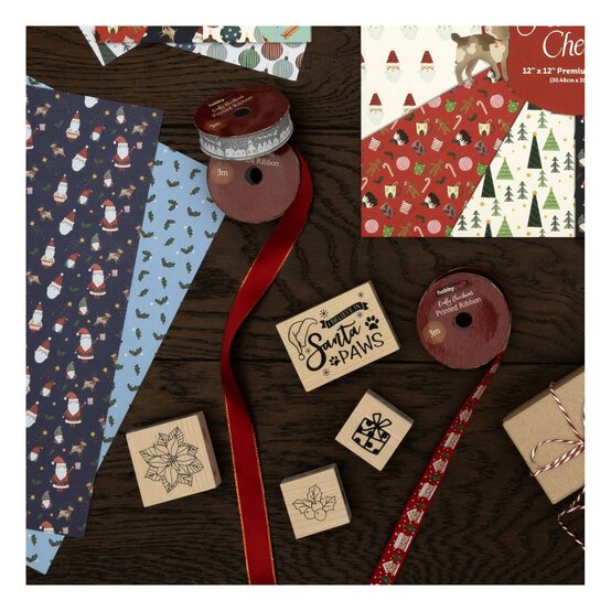 Holly Wooden Stamp 3.8cm x 3.8cm image number 3