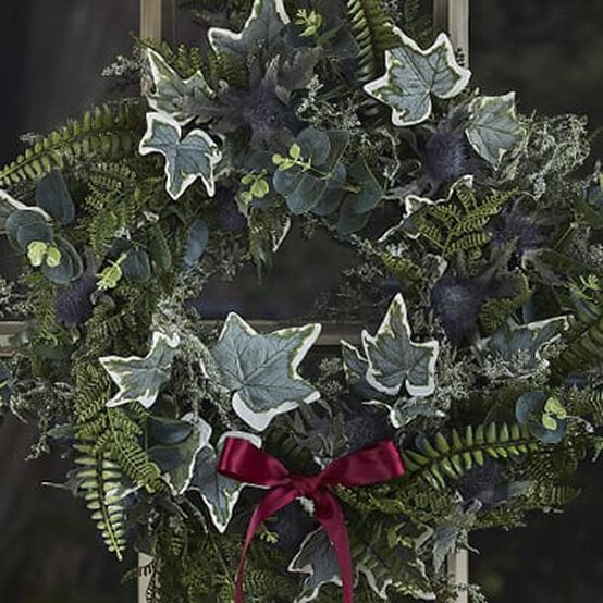 How to Make an Artificial Modern Wreath image number 1