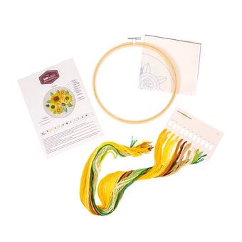 Sunflowers Embroidery Kit image number 2