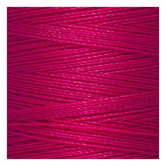 Gutermann Red Sew All Thread 250m (382) image number 2