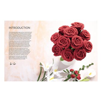 Crochet a Flower Bouquet