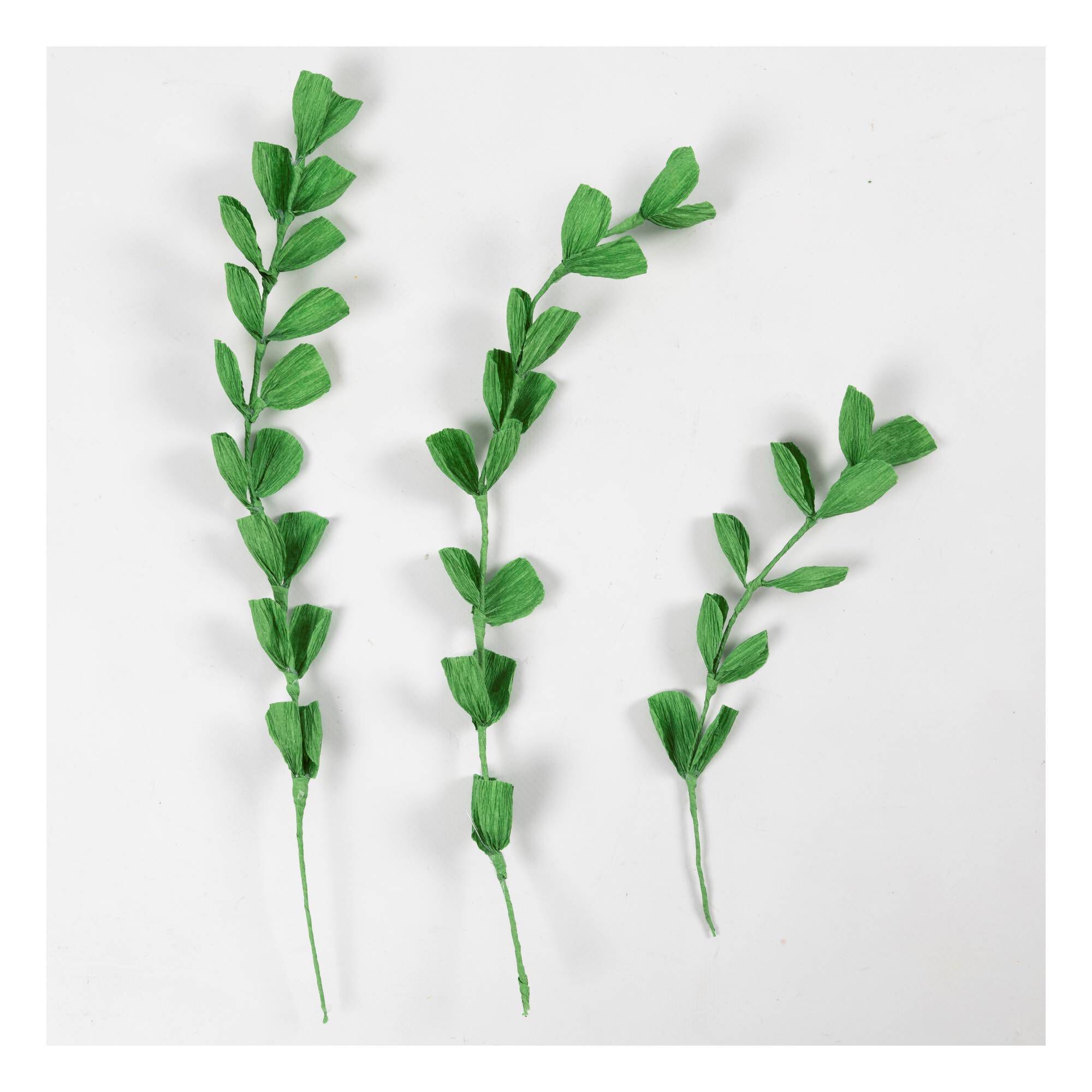 Crepe Paper Wreath Kit Hobbycraft