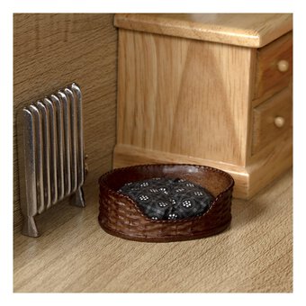 Doll&rsquo;s House Dog or Cat Bed