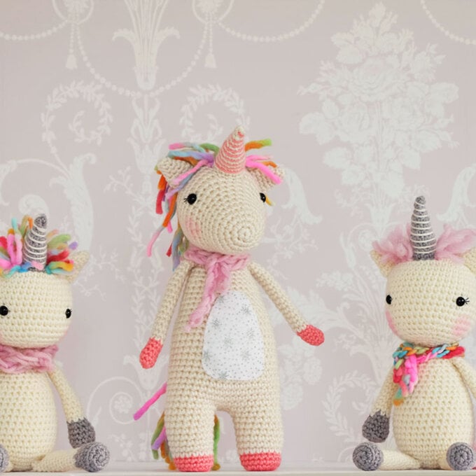 Twinkle Toes the Unicorn Crochet Pattern image number 1