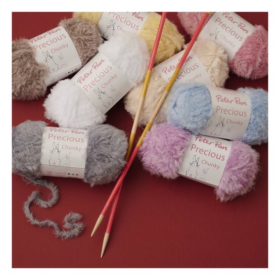 Peter Pan Kitten Precious Chunky 50g image number 4