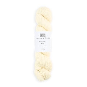 Bramble & Fleece Ecru Wooltrace DK 100g