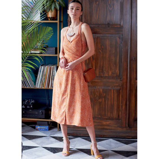 McCall&rsquo;s Meadow Dress Sewing Pattern M8105 (6-14) image number 6
