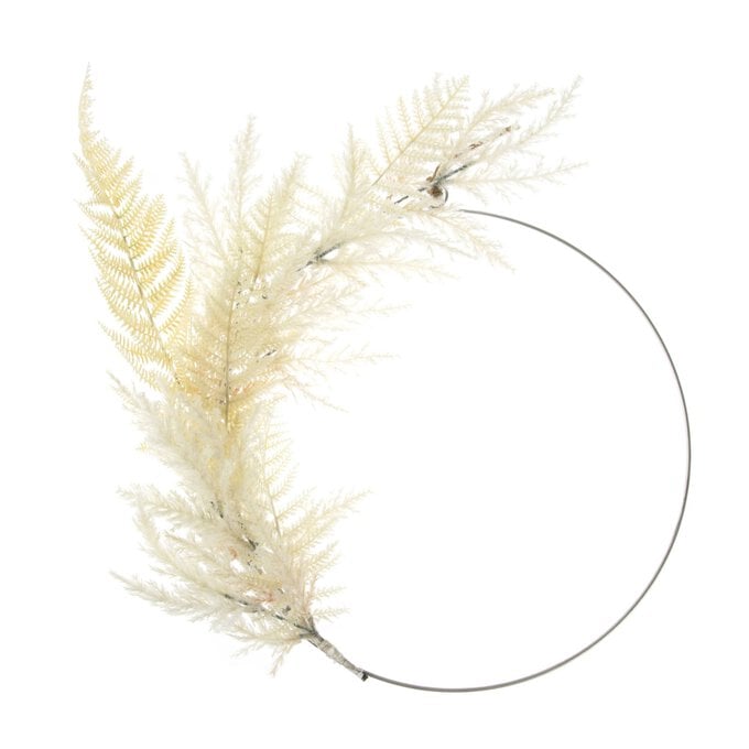White Leaves Wreath 46cm image number 1