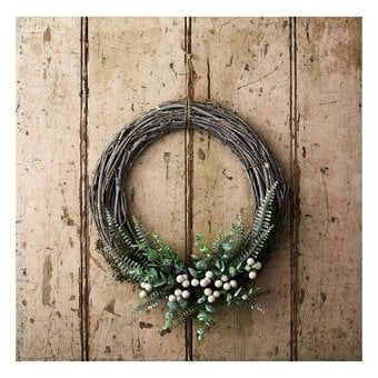 Frosted Wreath Kit image number 4