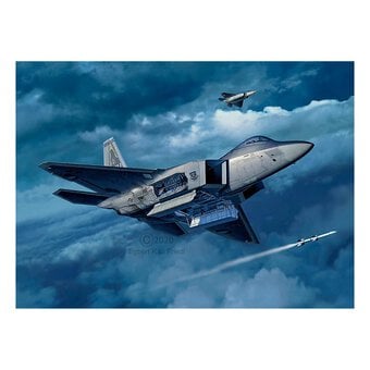 Revell Lockheed Martin F-22A Raptor Model Kit 1:72 image number 6