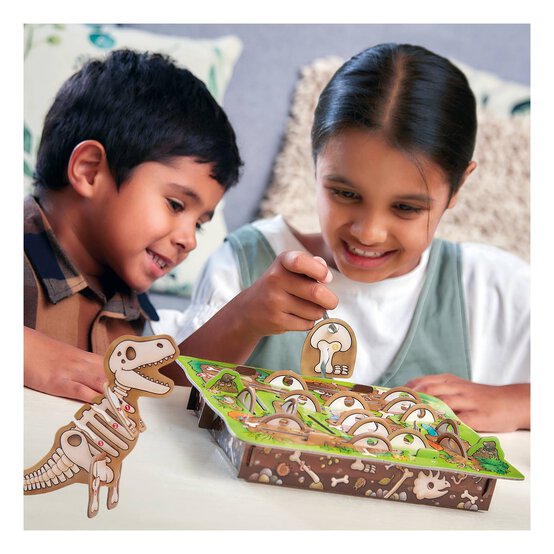 Orchard Toys Dinosaur Dig image number 3