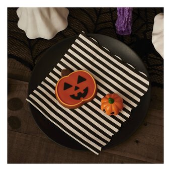 Black and White Striped Napkins 12 Pack 