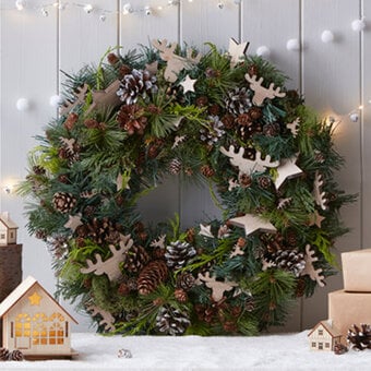 How to Make a Green Stag Wreath